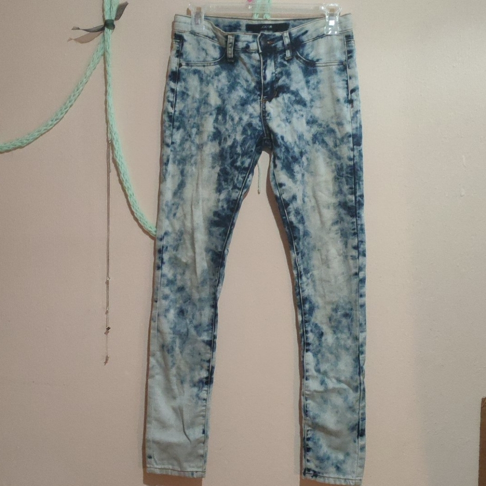 acid wash skinny jeans